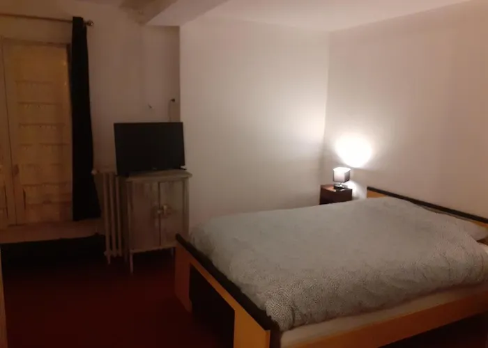 Otel Le Grand Cerf Nonancourt